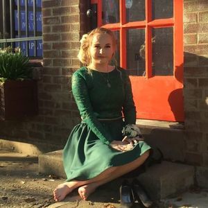 Meet your Posher, Alexandra